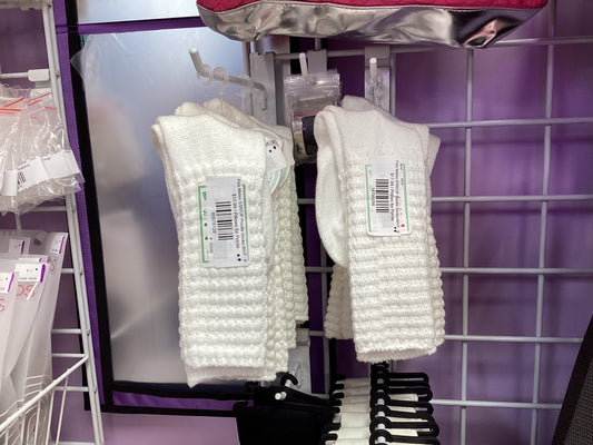 Feis Mates STAYUP Poodle Socks-WHT : P