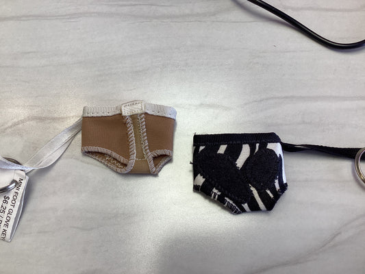 MINI FOOT GLOVE KEYCHAIN-ASORT : KEY
